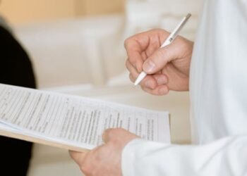 What Is the Meaning of Unremarkable in Medical Terms