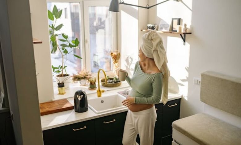 Safe Starbucks Drinks for Pregnant Women (Enjoy Worry-Free)