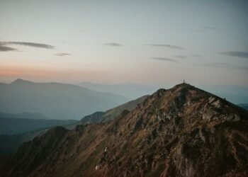 ptarmigan ridge trail