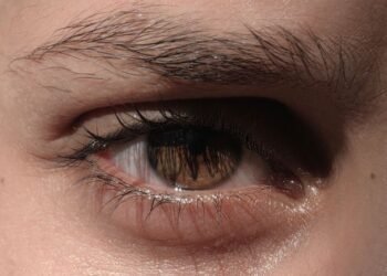lash serum without prostaglandin